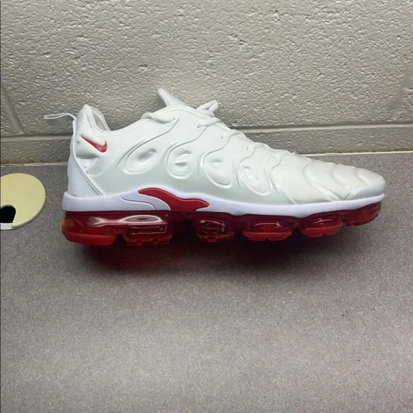 Nike | Shoes | Selling Because They Arent My Size | Poshmark display picture 1